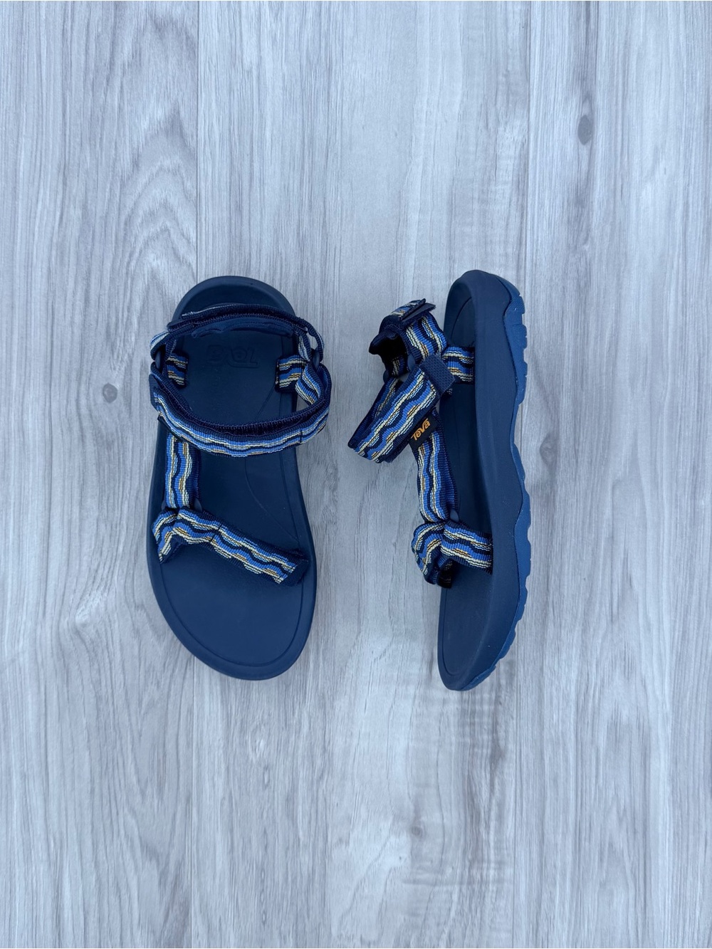 Teva Kids’ Hurricane XLT 2 Sandal (Big Kid)